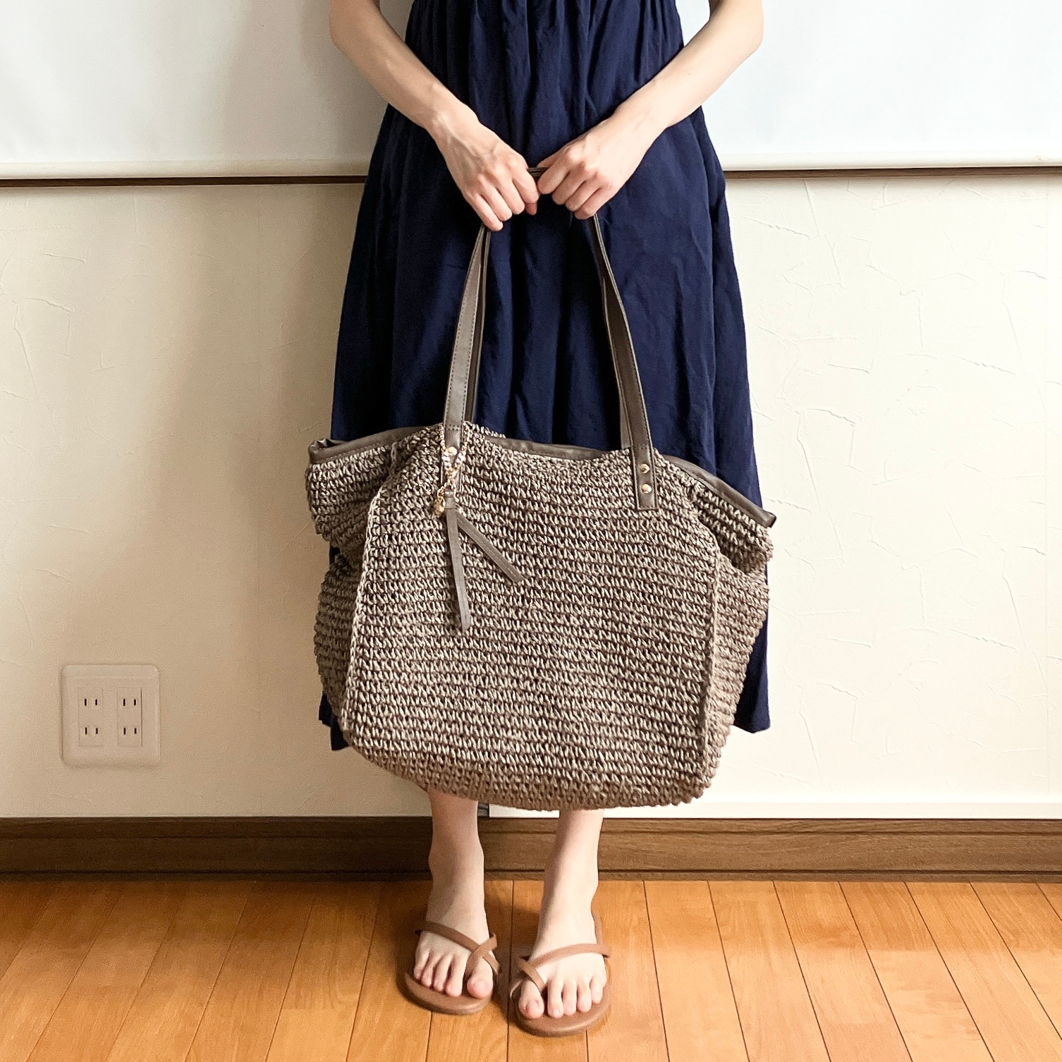 Honeys(ハニーズ)の「チャーム付雑材トート」