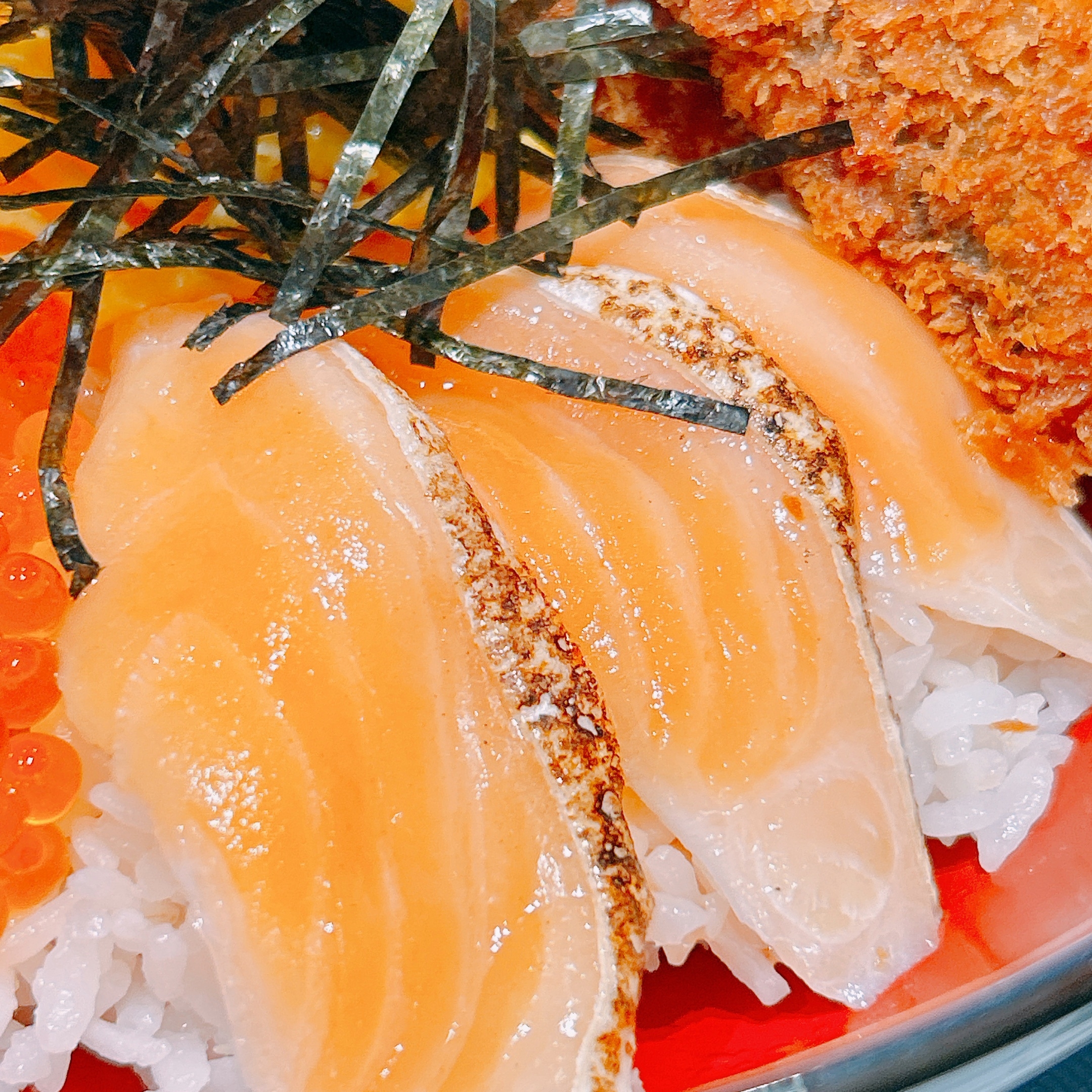 松のやの「サーモンいくら丼」