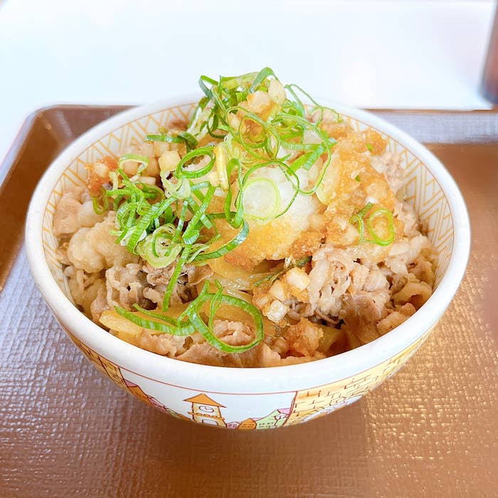すき家の「鬼おろしポン酢牛丼」