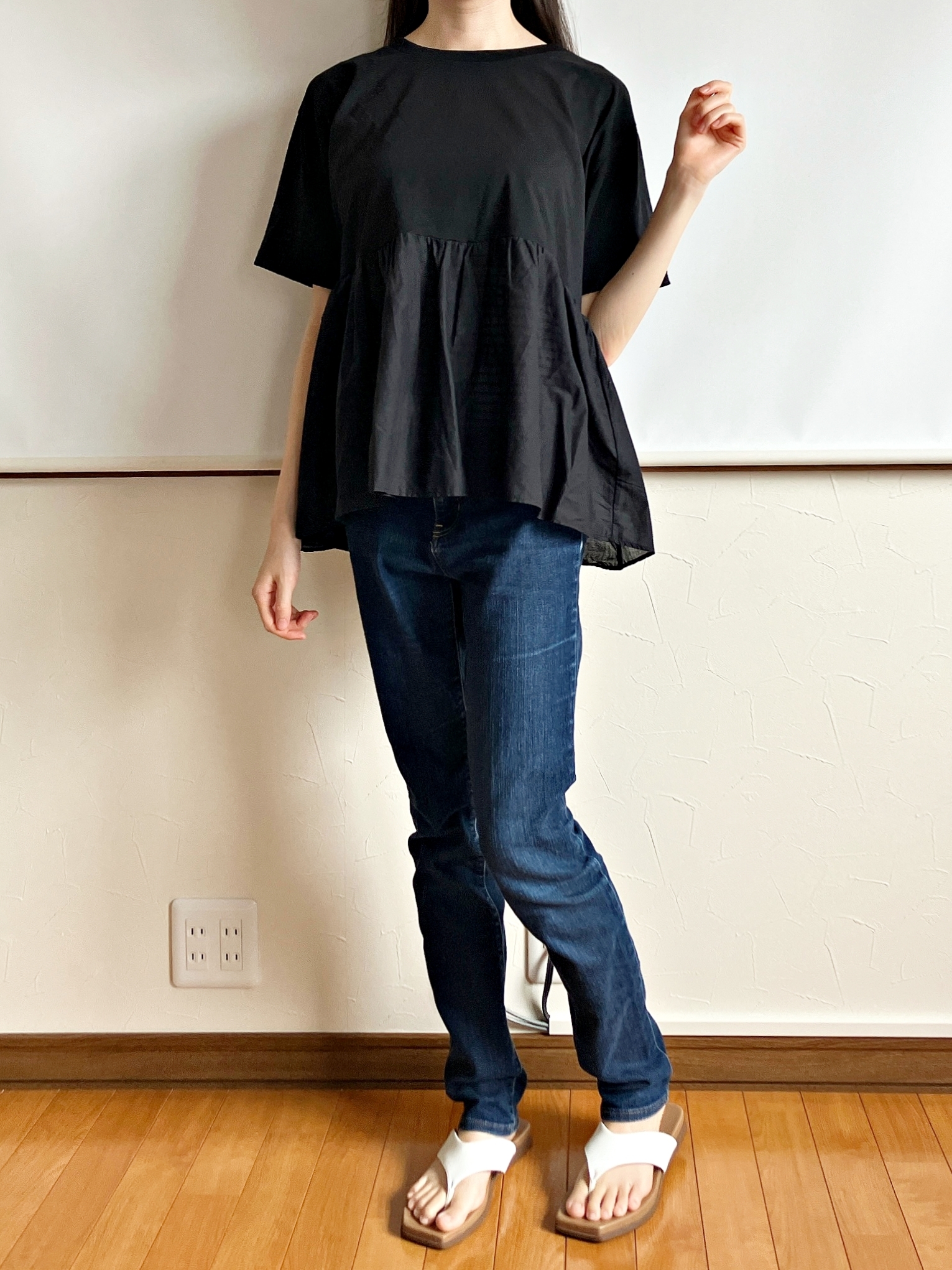 Honeys(ハニーズ)の「裾切替Tシャツ」