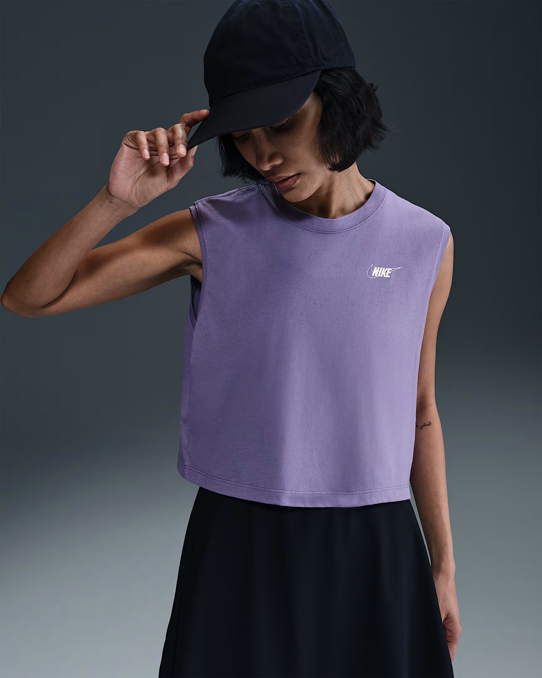 Model wearing the lavender tee