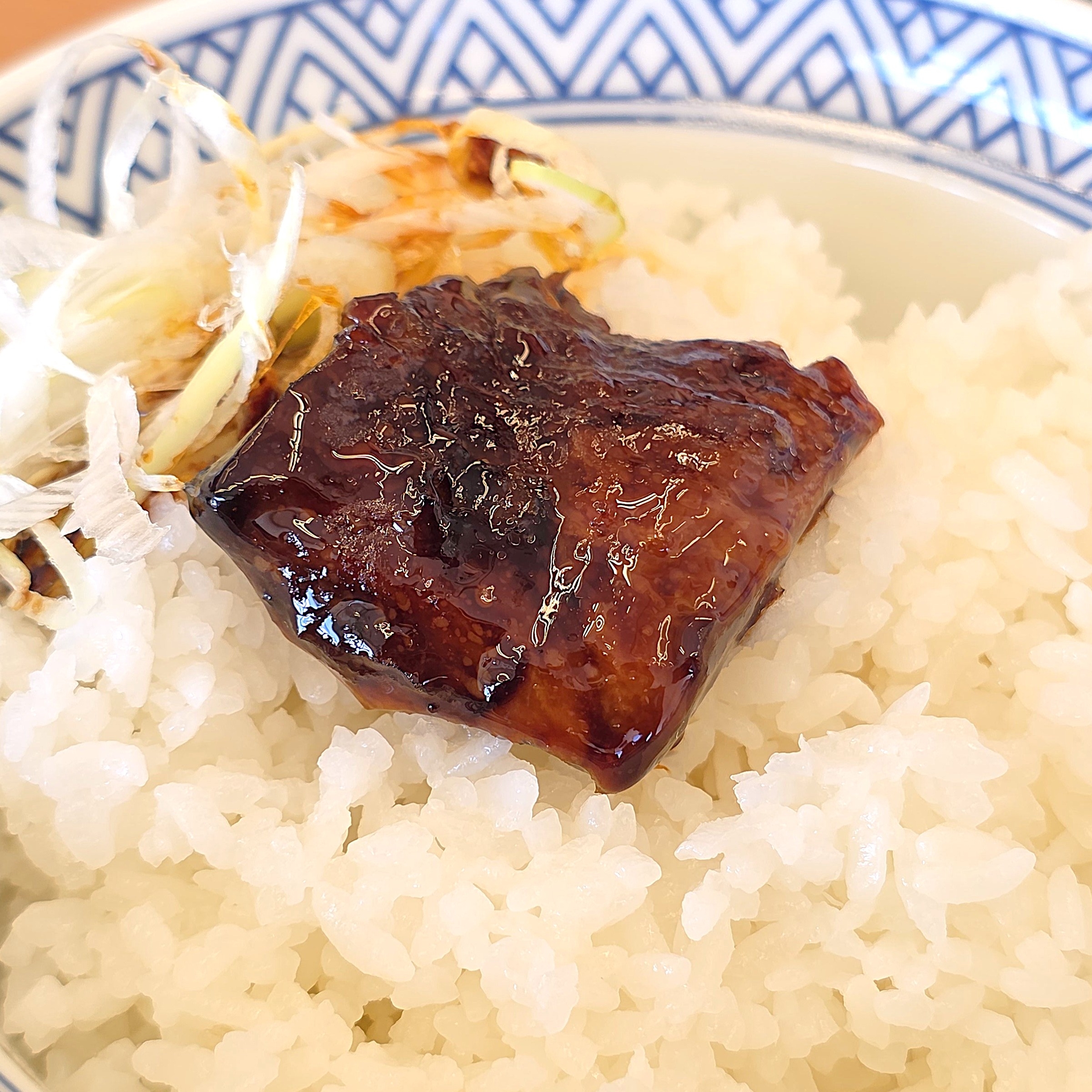 吉野家「厚切り豚角煮定食」