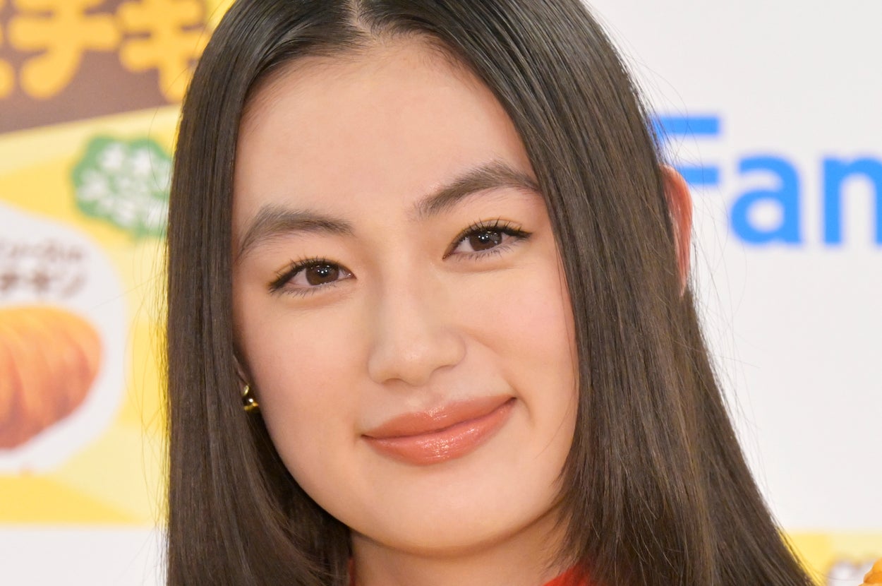 八木莉可子さん(時事通信フォト)