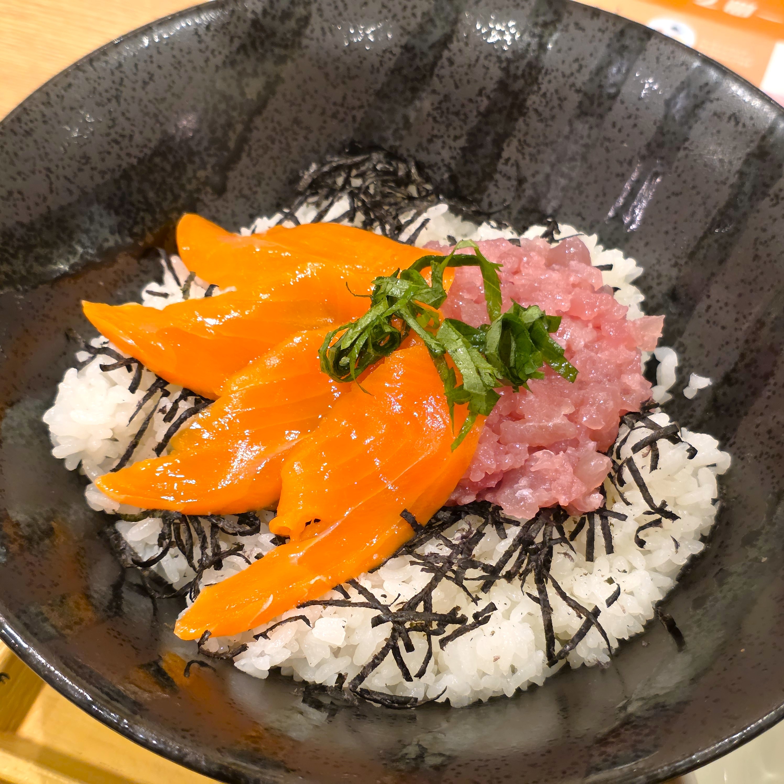 COCO’S(ココス)「2度おいしい!まぐろ&サーモン丼」
