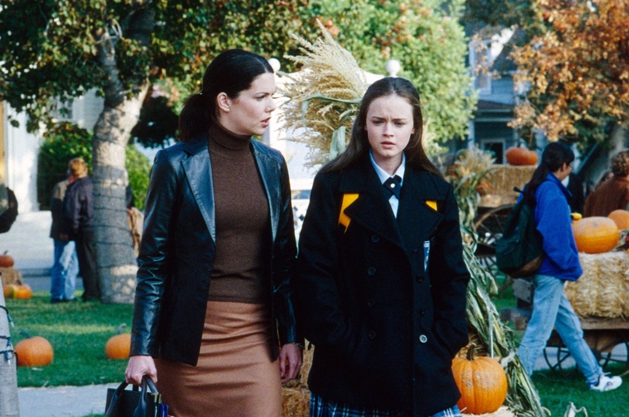 Build A Fall Day In Stars Hollow And I'll Tell You Which "Gilmore Girls" Character You Are