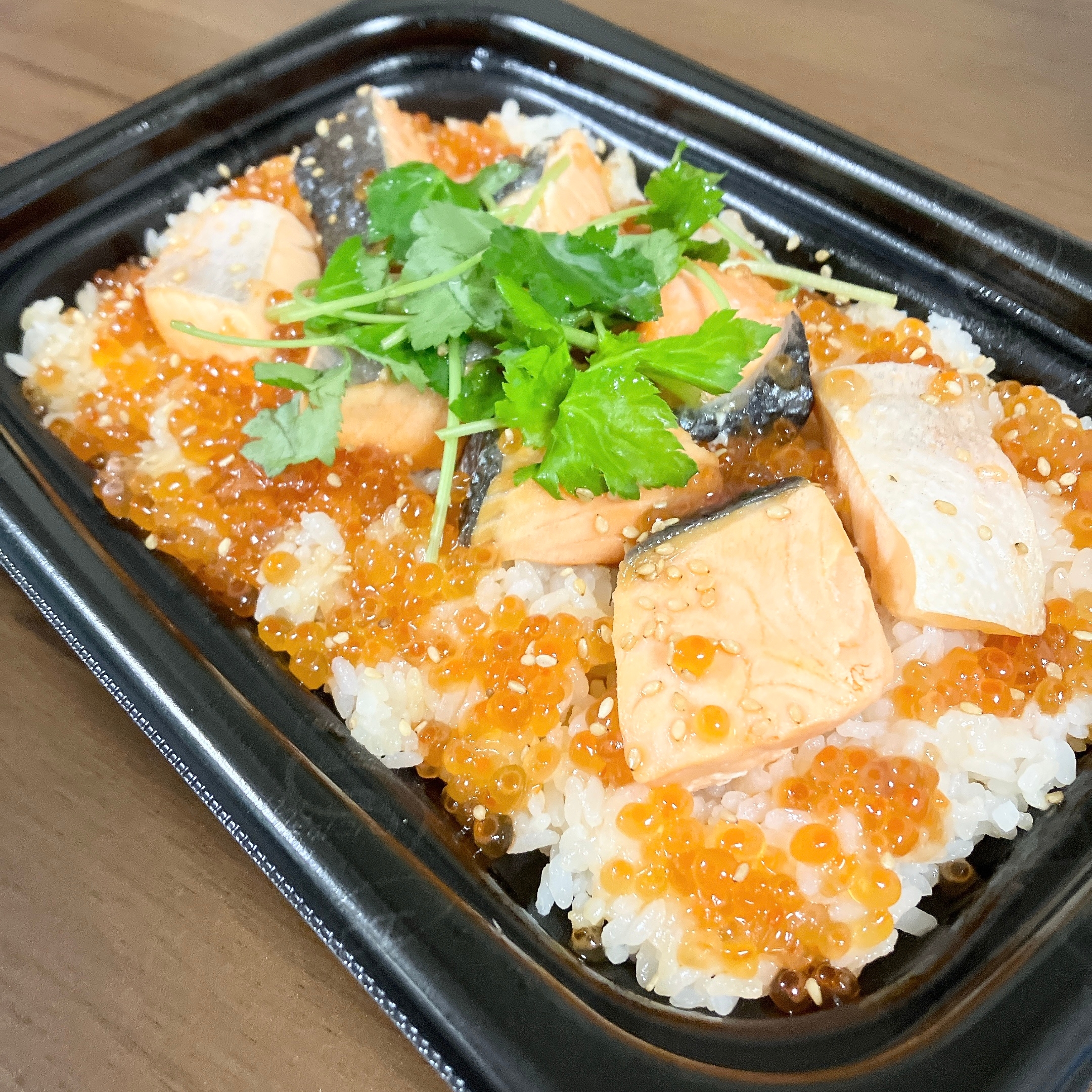 ロピアの「GOCHI 鮭はらこ飯」