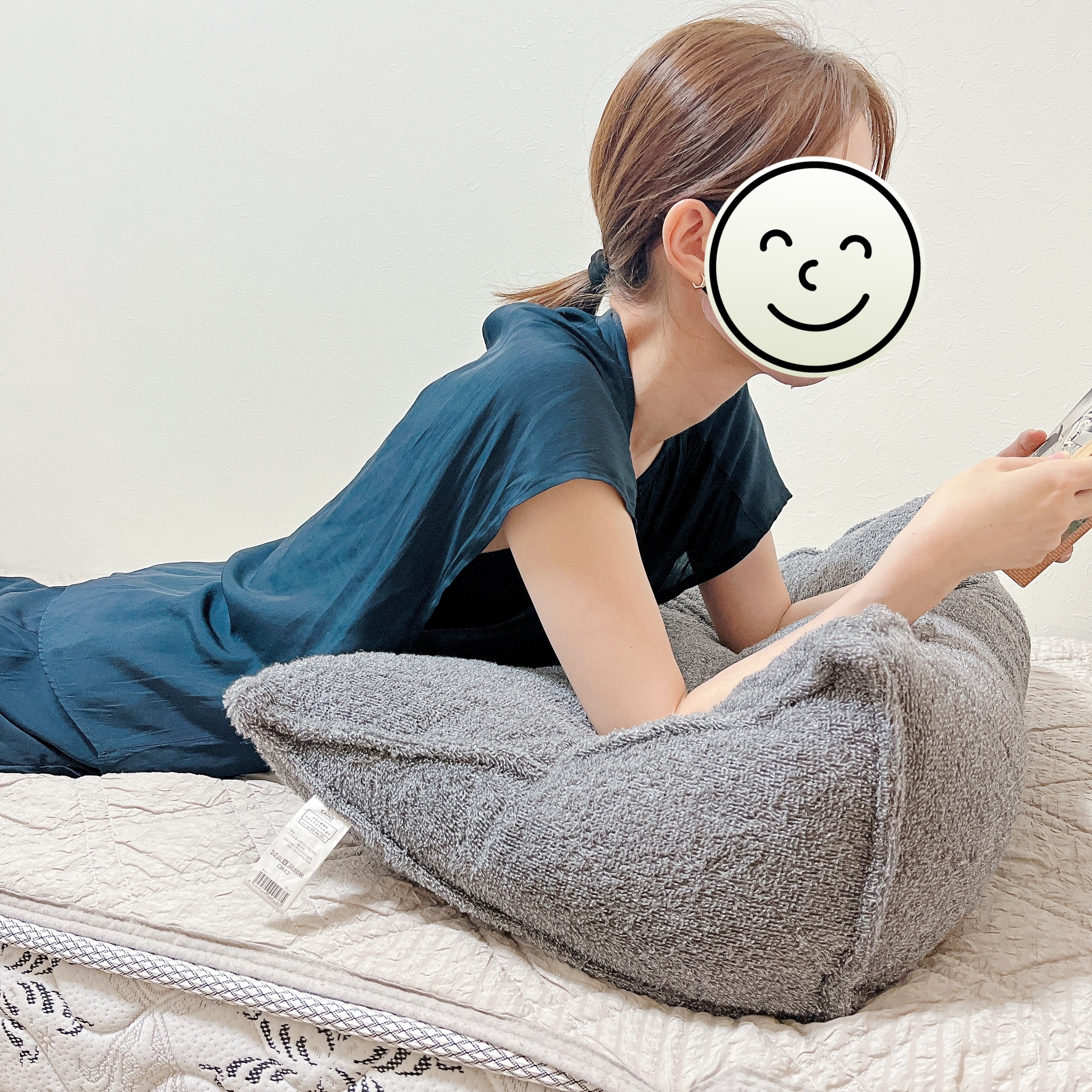 CAINZ(カインズ)の「タオル素材のリラックスクッション グレー」