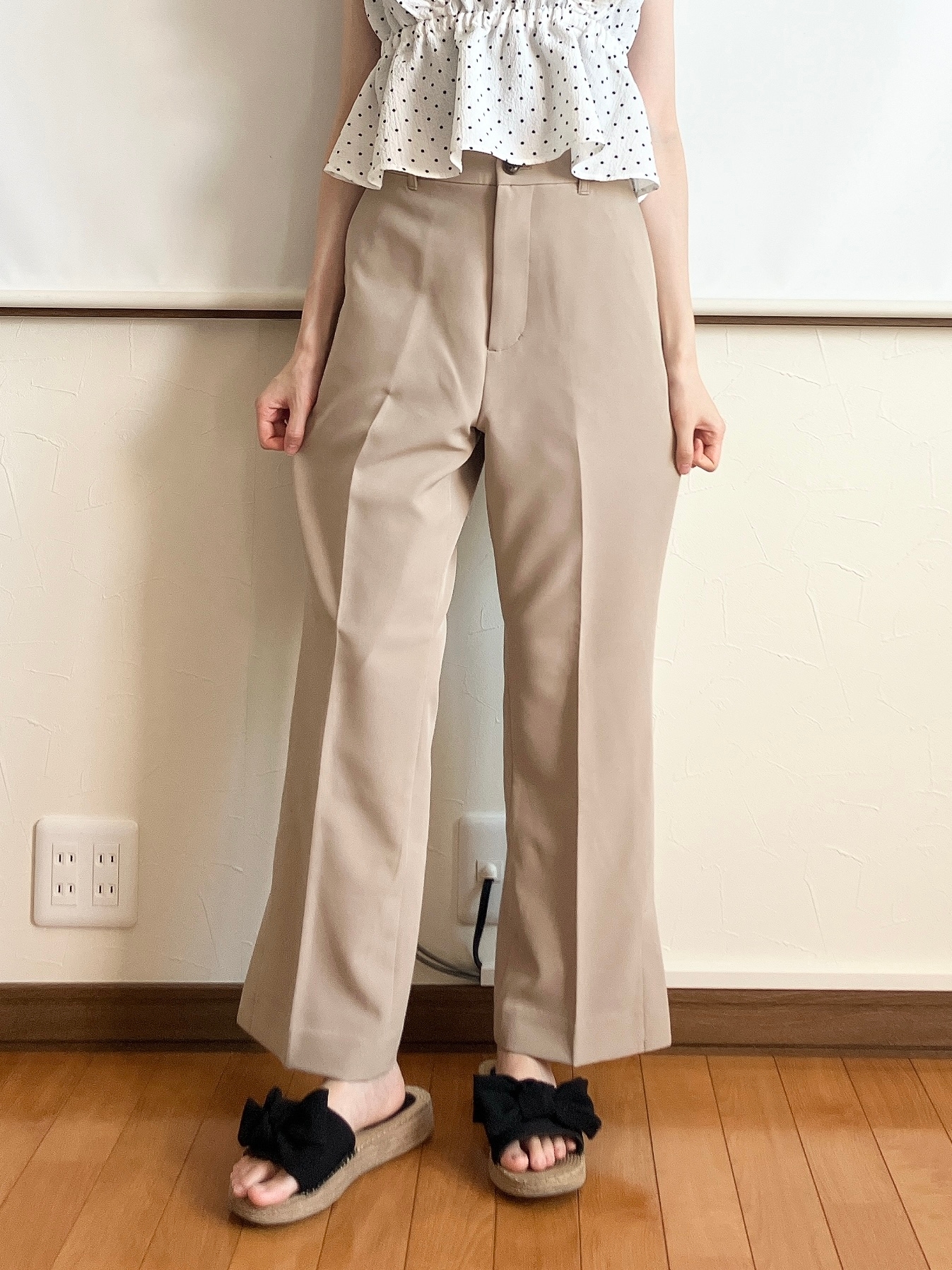 Honeys(ハニーズ)の「サイドスリットパンツ」
