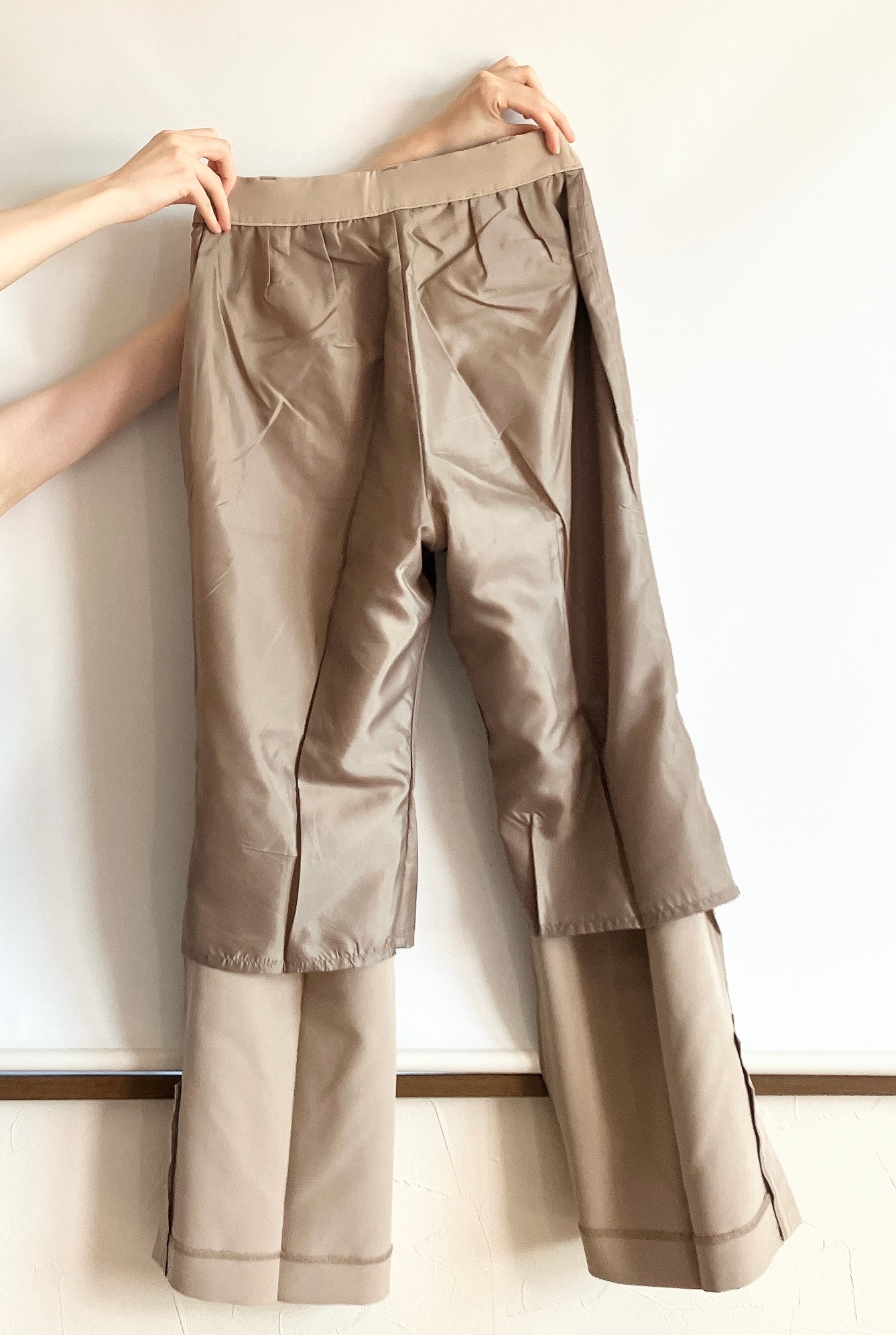 Honeys(ハニーズ)の「サイドスリットパンツ」