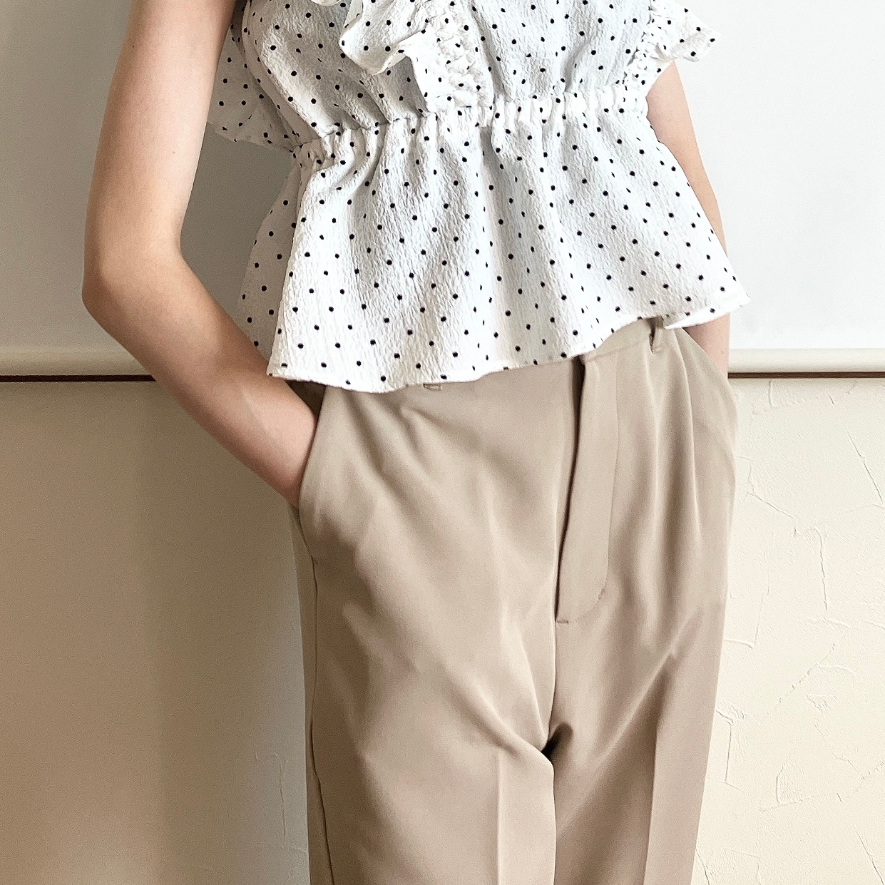 Honeys(ハニーズ)の「サイドスリットパンツ」