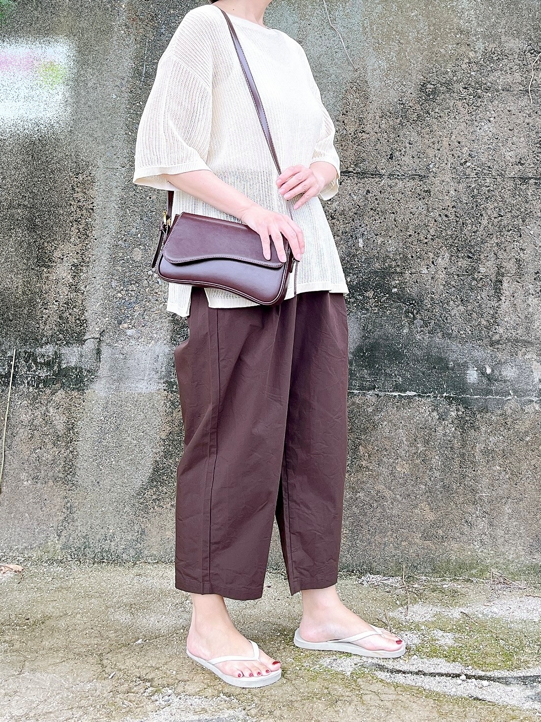 無印良品の「婦人 乾きやすい ブロードワイドテーパードパンツ」