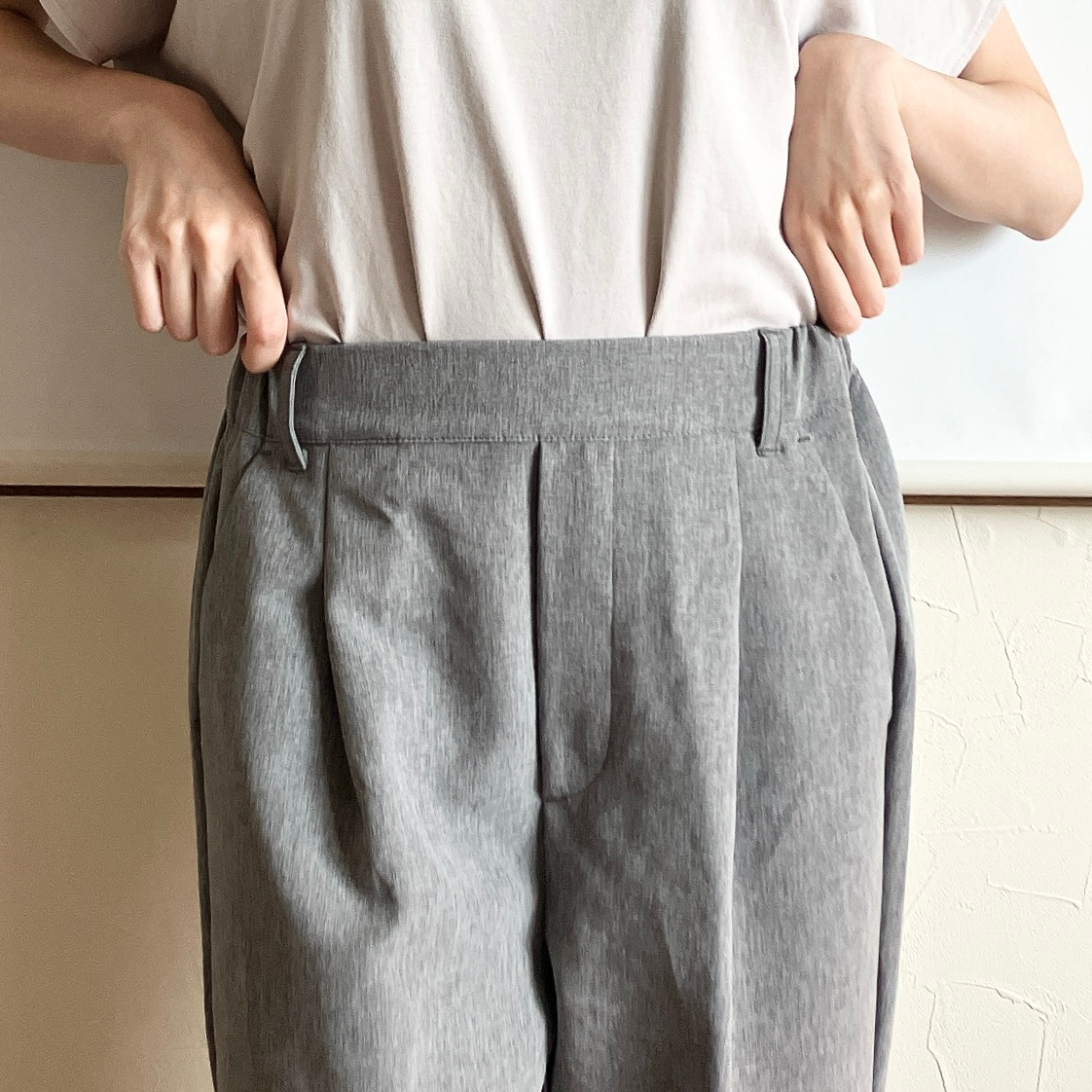 Honeys(ハニーズ)の「美ージーストレート(股下65cm)」