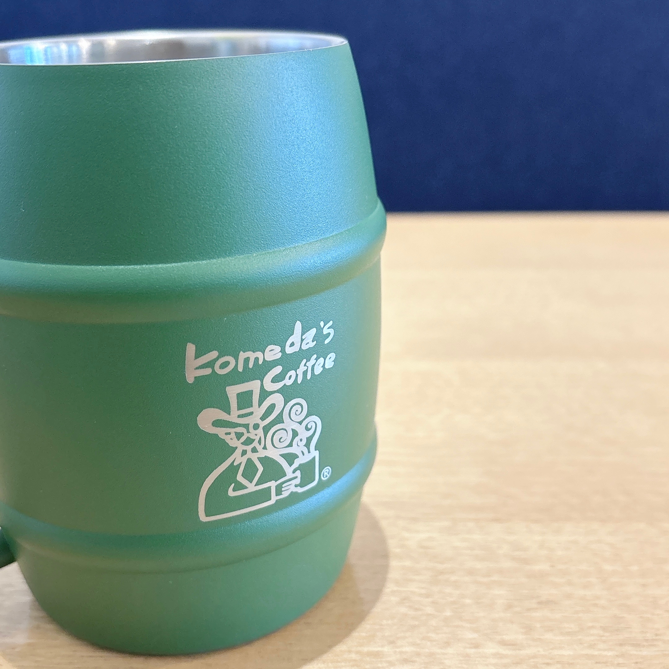 コメダ珈琲店の公式オンラインショップ限定商品「たっぷりアイス用ジョッキ 限定色」