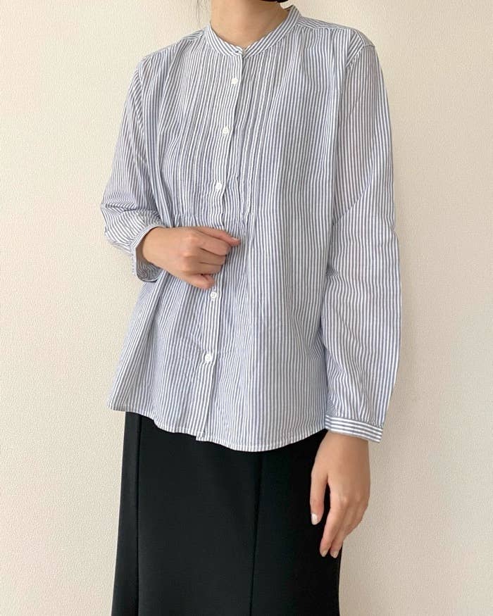 無印良品「婦人 綿ボイル長袖ブラウス」
