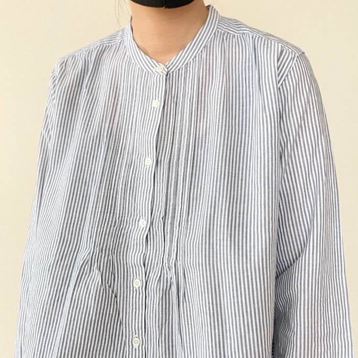 無印良品「婦人 綿ボイル長袖ブラウス」