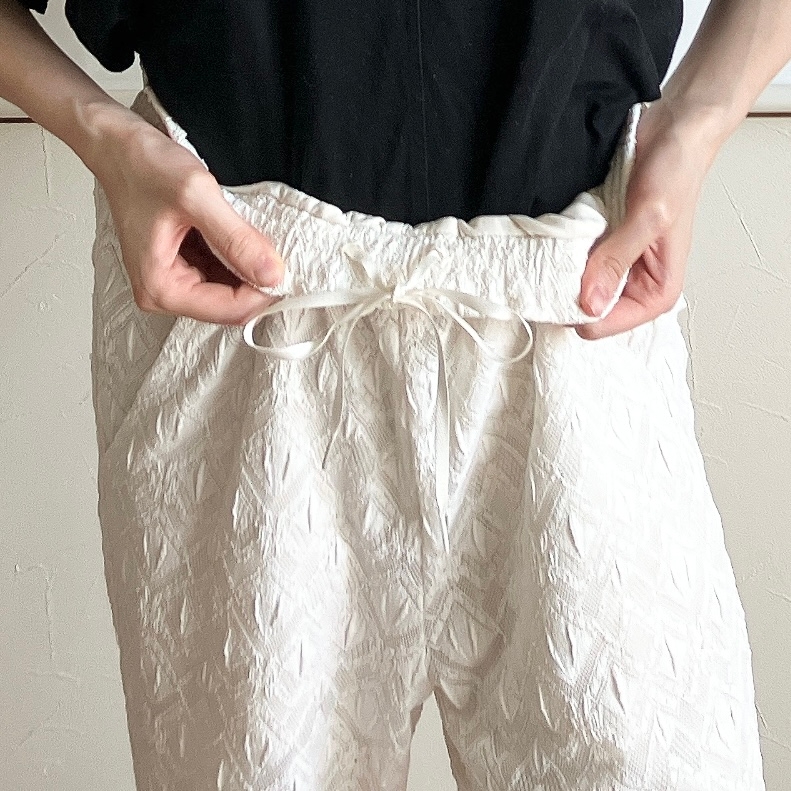 niko and...(ニコアンド)の「ストレッチ柔らかレースパンツ」