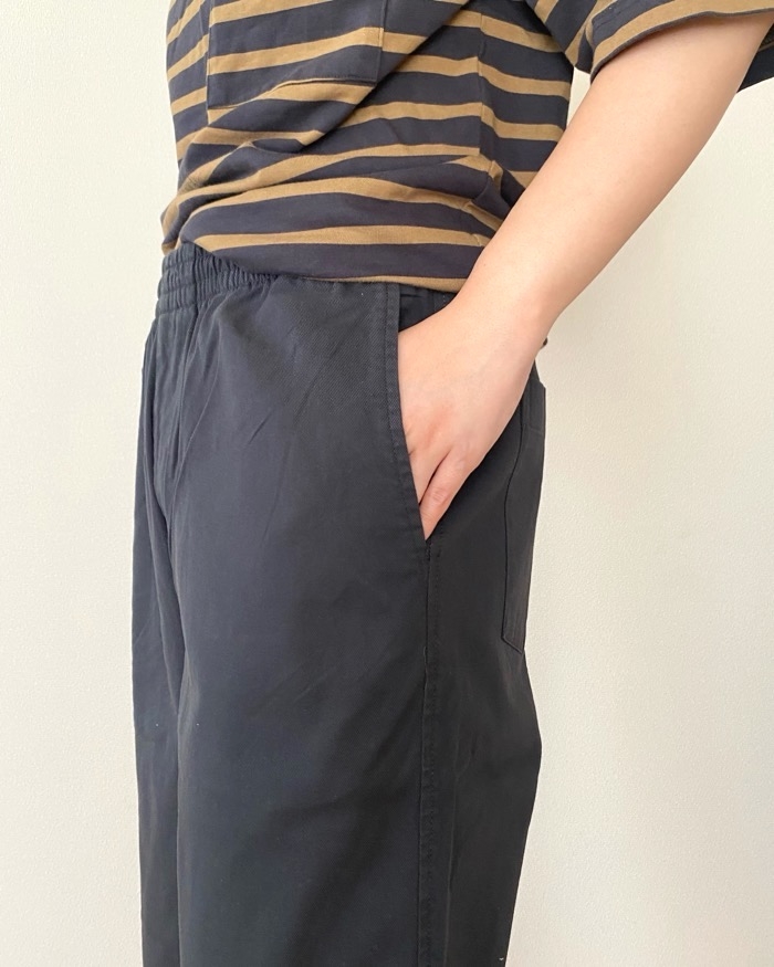 ユニクロの「ストレッチイージーアンクルパンツ」