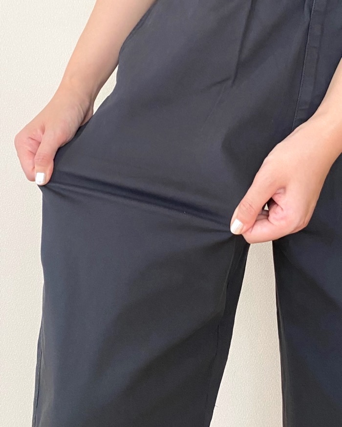 ユニクロの「ストレッチイージーアンクルパンツ」