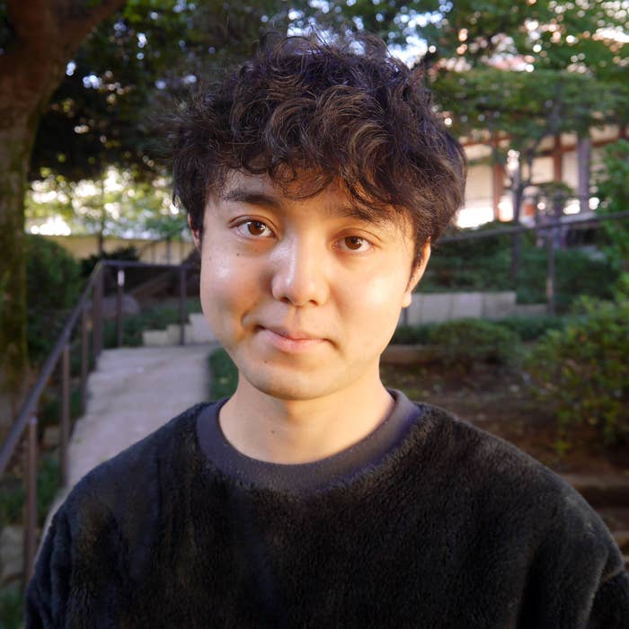 見里朝希監督