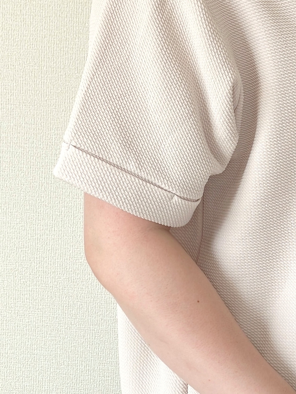 coca(コカ)の「エンボスロゴTシャツ レディース」