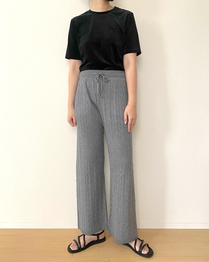 UNIQLO(ユニクロ)の「ウォッシャブルニットケーブルパンツ」