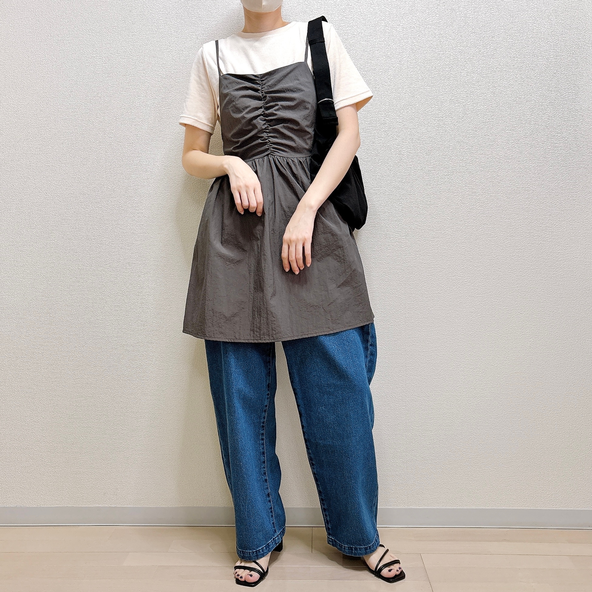 無印良品「婦人 コットンベロア半袖Tシャツ」