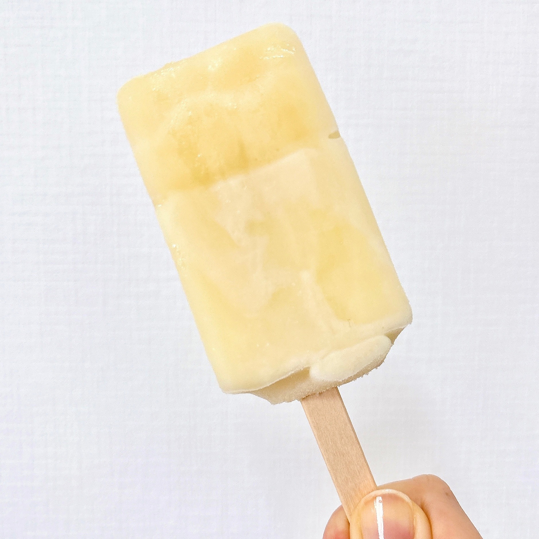 FamilyMart(ファミリーマート)「とろける食感ぎゅっと梨」