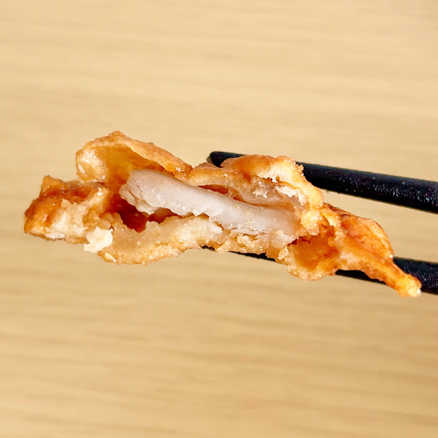 セブン-イレブンの「鶏そぼろ&唐揚げ」