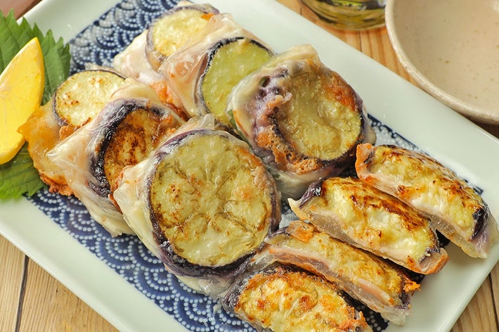 なすのベーコンチーズライスペーパー焼き