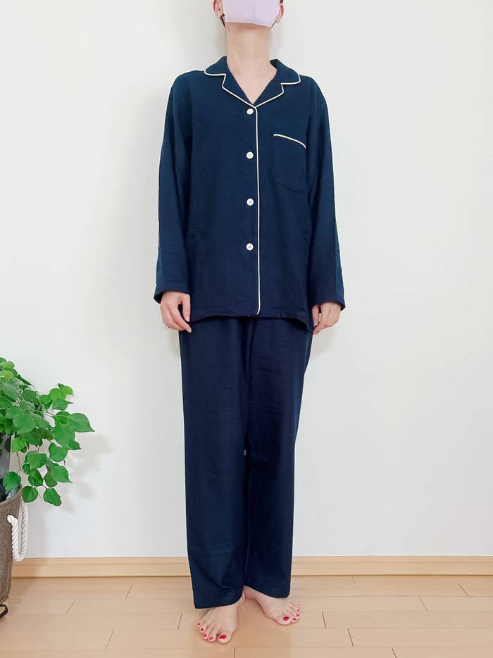 無印良品の「婦人 脇に縫い目のない フランネル長袖パジャマ」