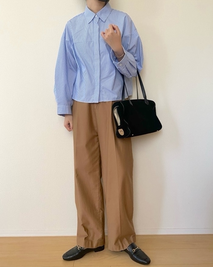 UNIQLO(ユニクロ)の「コットンコクーンシャツ/ストライプ」