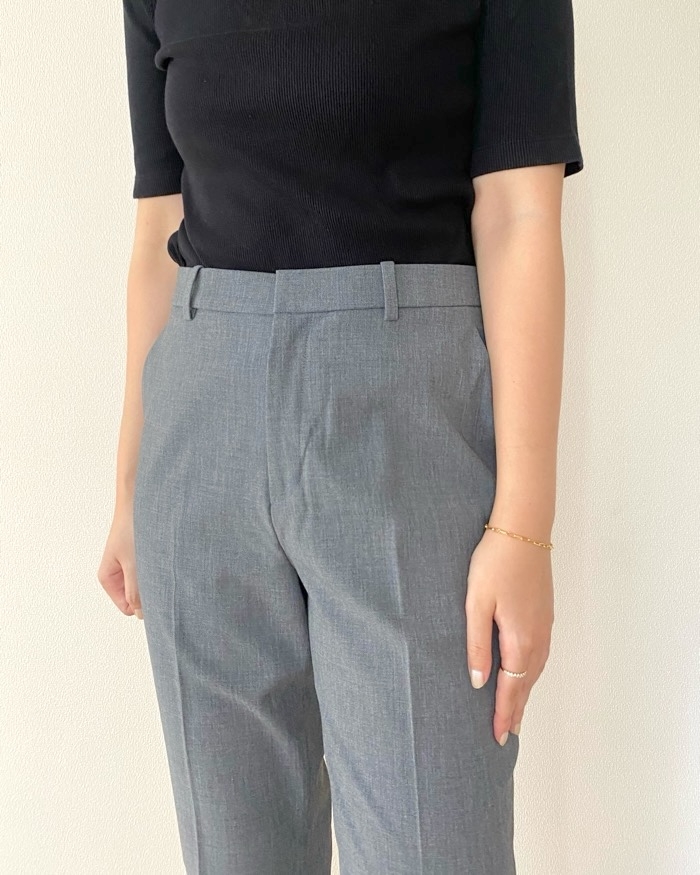 ユニクロ「ストレッチパンツ」