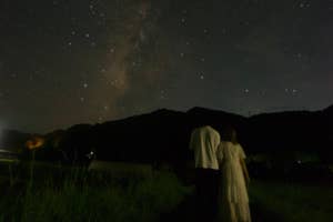 火球が通っていないときの写真。きれいな星空が広がっています(ぱさんのXより)