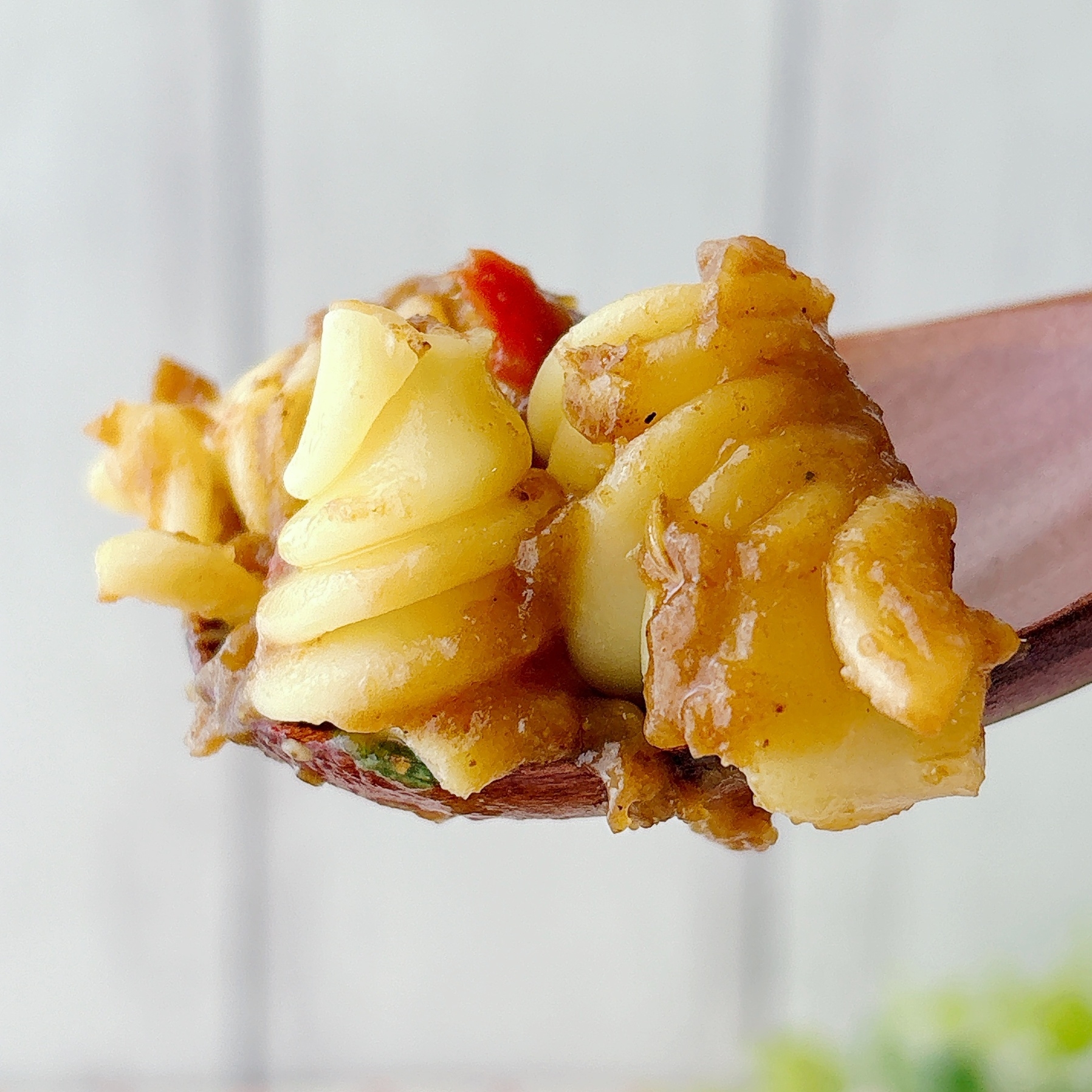 FamilyMart(ファミリーマート)の「彩り野菜のスパイシーカレーグラタン」