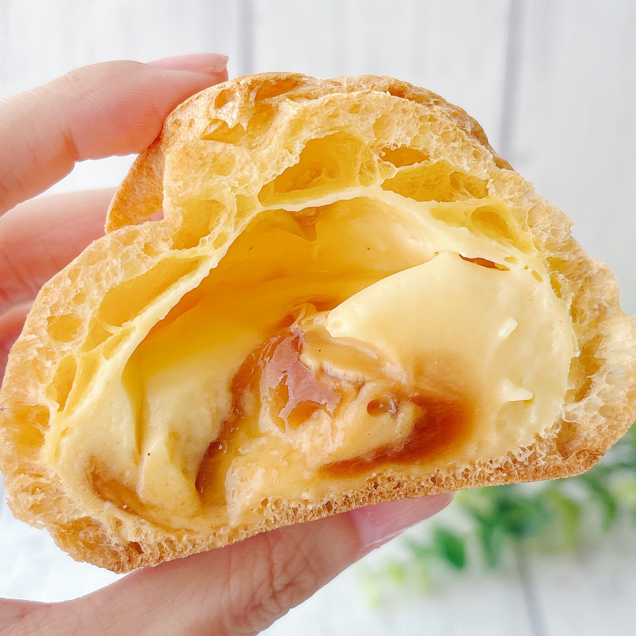 FamilyMart(ファミリーマート)の「プリン!?シュー」