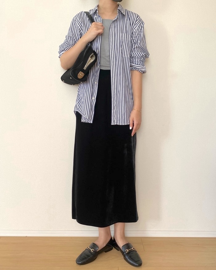 GUの「ベロアナローマキシスカートZ+E」
