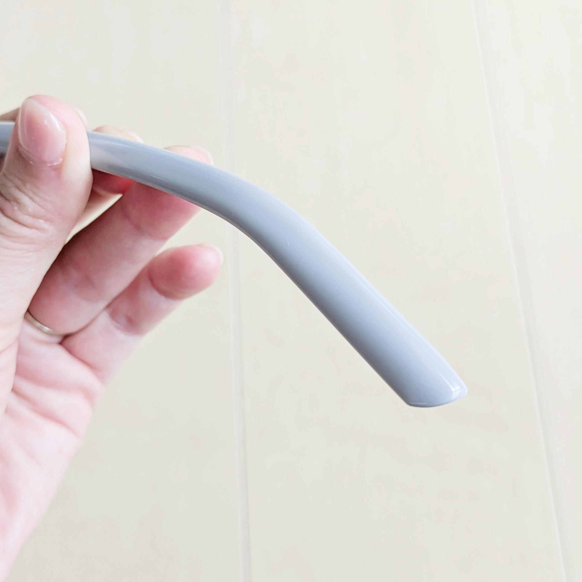 Standard Products(スタンダードプロダクツ)の「滑りにくいアーチ型ハンガー(クールグレー、6本)」