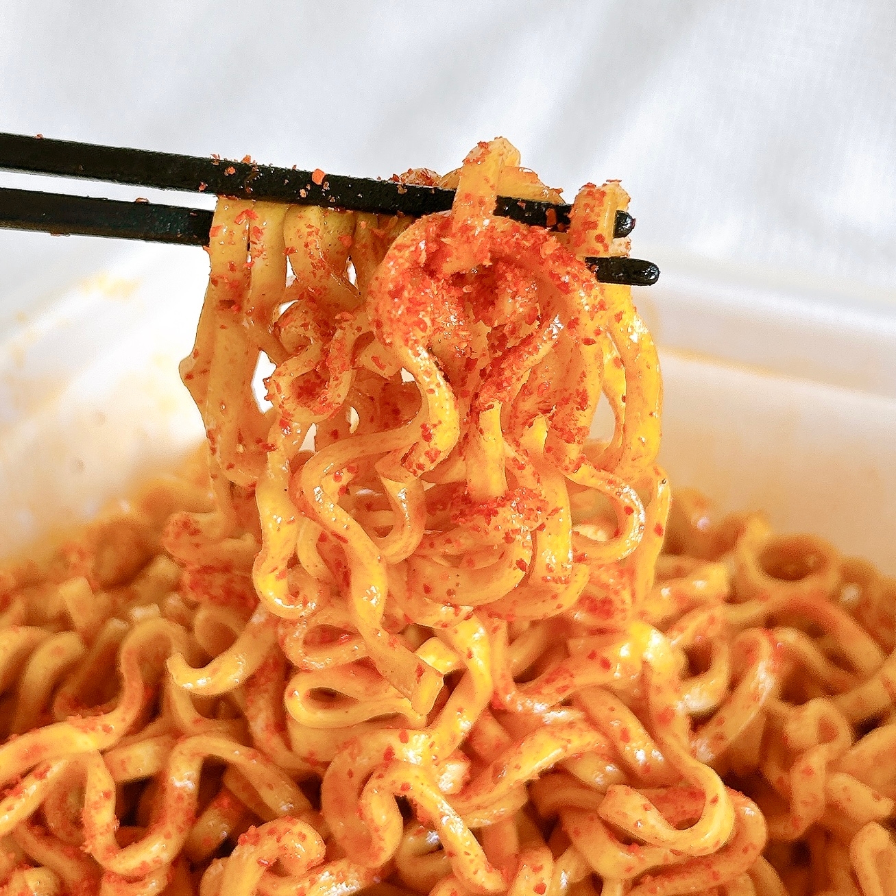 FamilyMart(ファミリーマート)の「味仙本店監修 汁なし台湾ラーメン」
