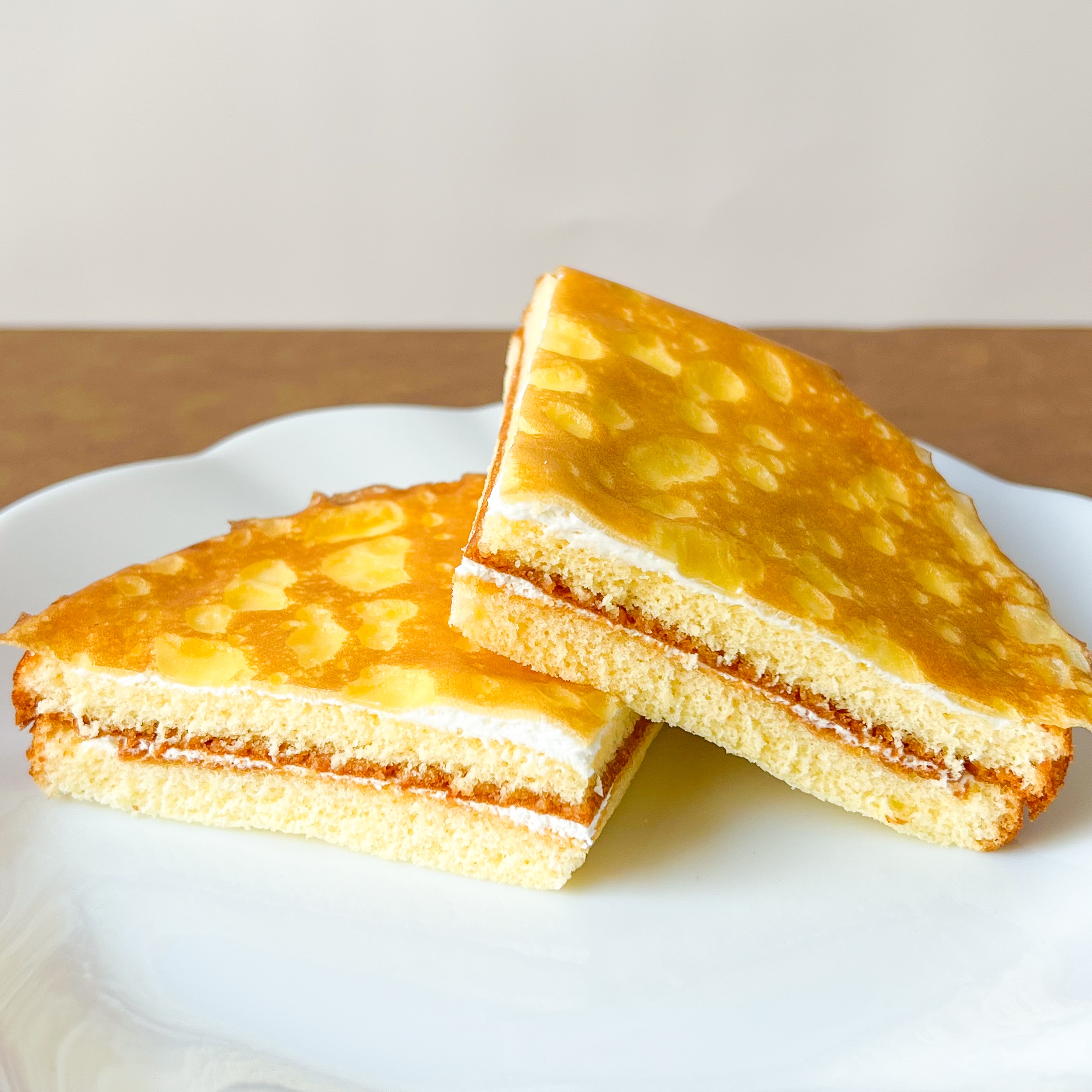 LAWSON(ローソン)の「塩ミルククレープケーキ」