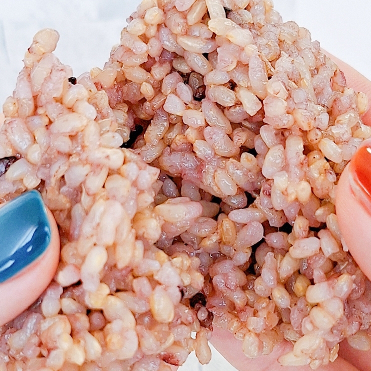 セブンイレブン「7P 寝かせ玄米おむすび 2個入」