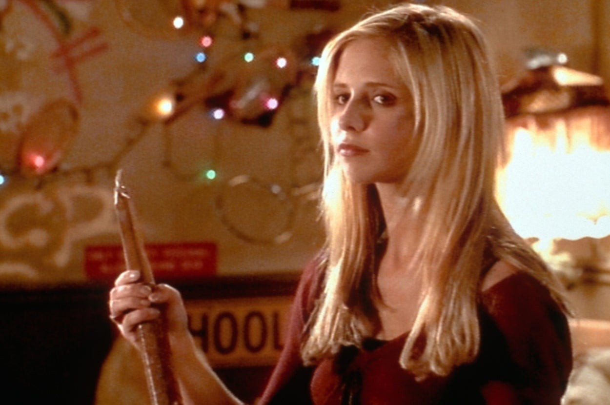 Make A 2000s Playlist And I'll Recommend A TV Show For You To Binge This Fall