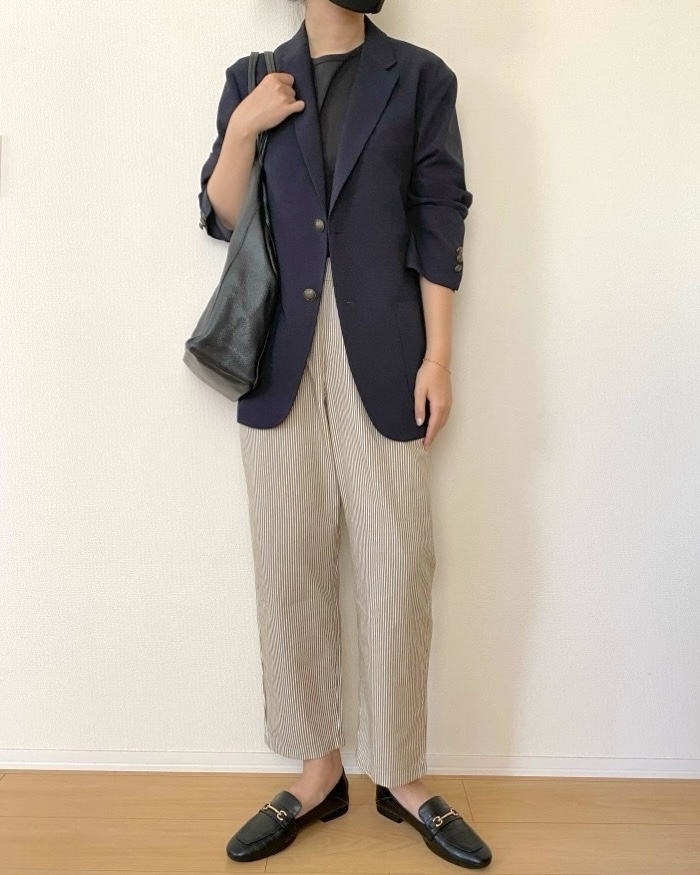 UNIQLO(ユニクロ)の「コットンリラックスアンクルパンツ」