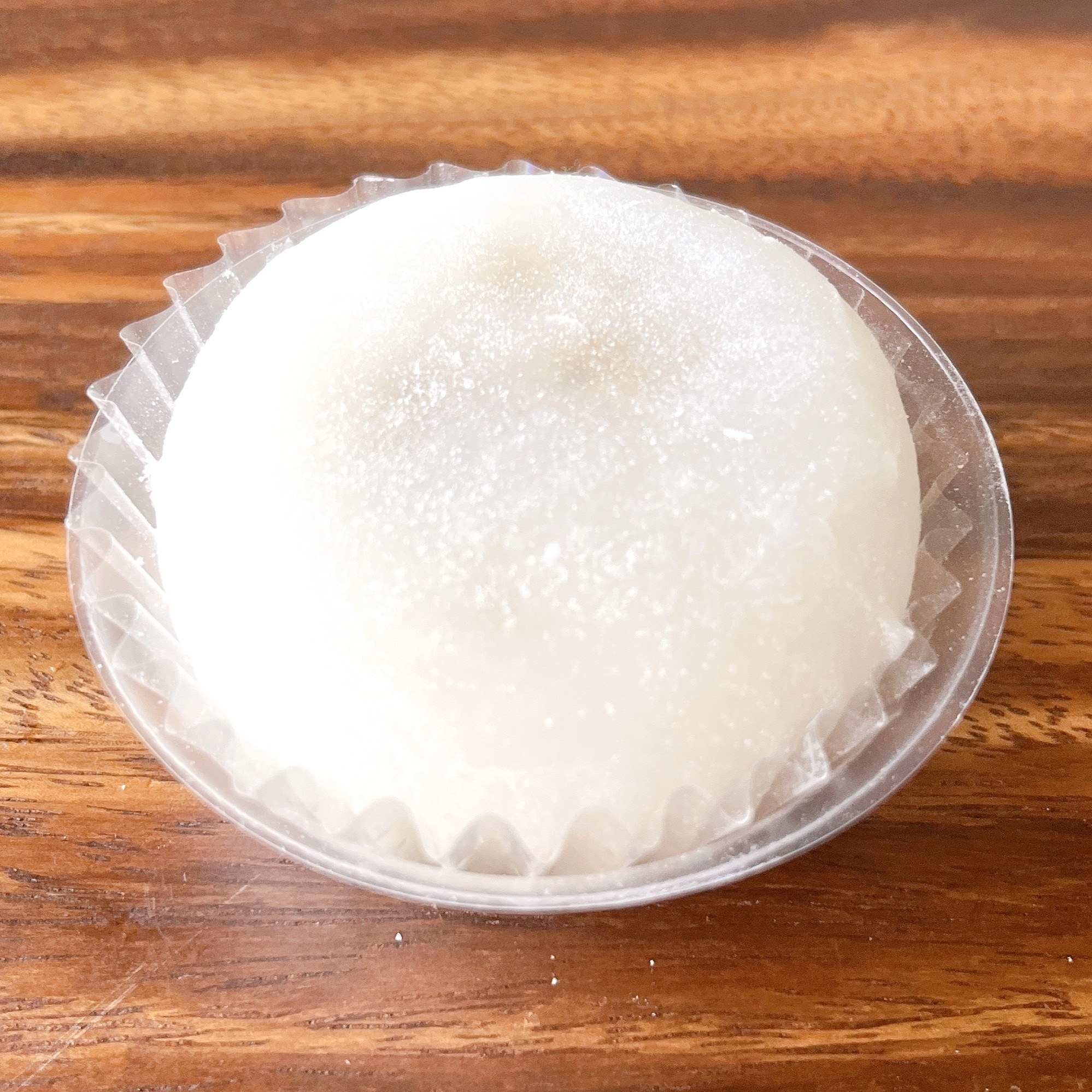 セブンイレブンの「とろもちわらびクッキー&クリーム」