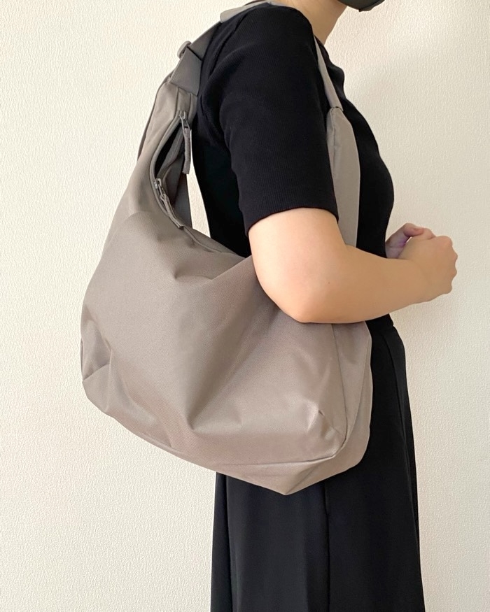 無印良品「撥水2WAYワンショルダーバッグ」