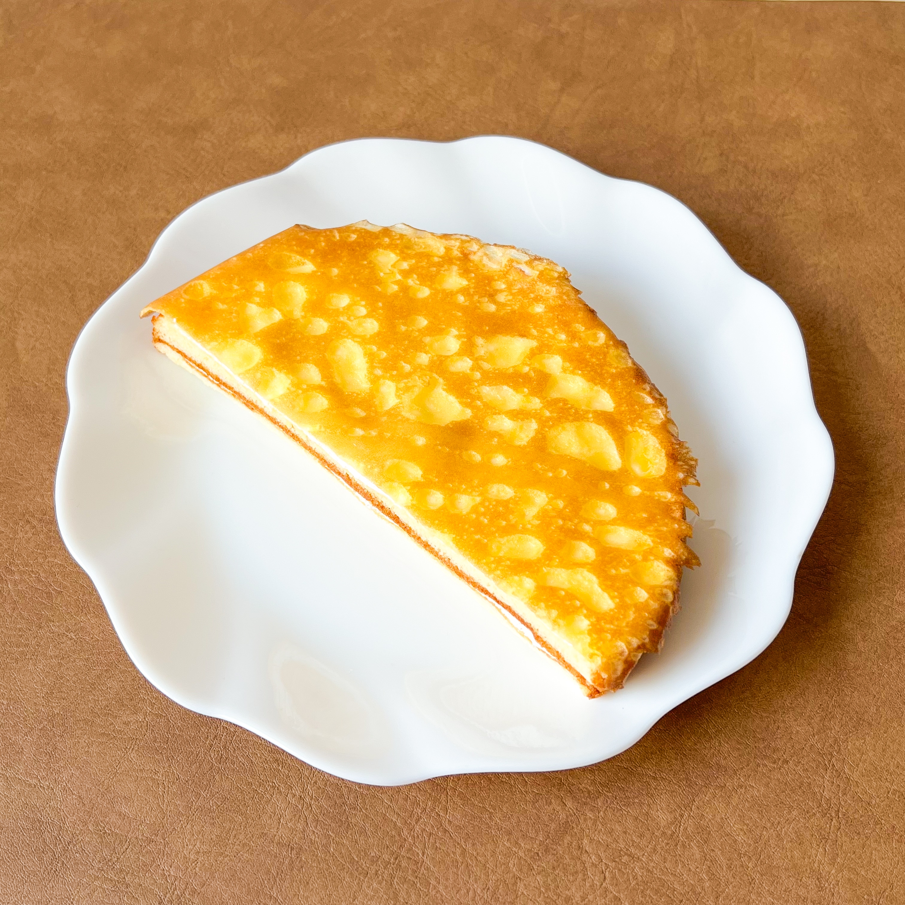 LAWSON(ローソン)の「塩ミルククレープケーキ」