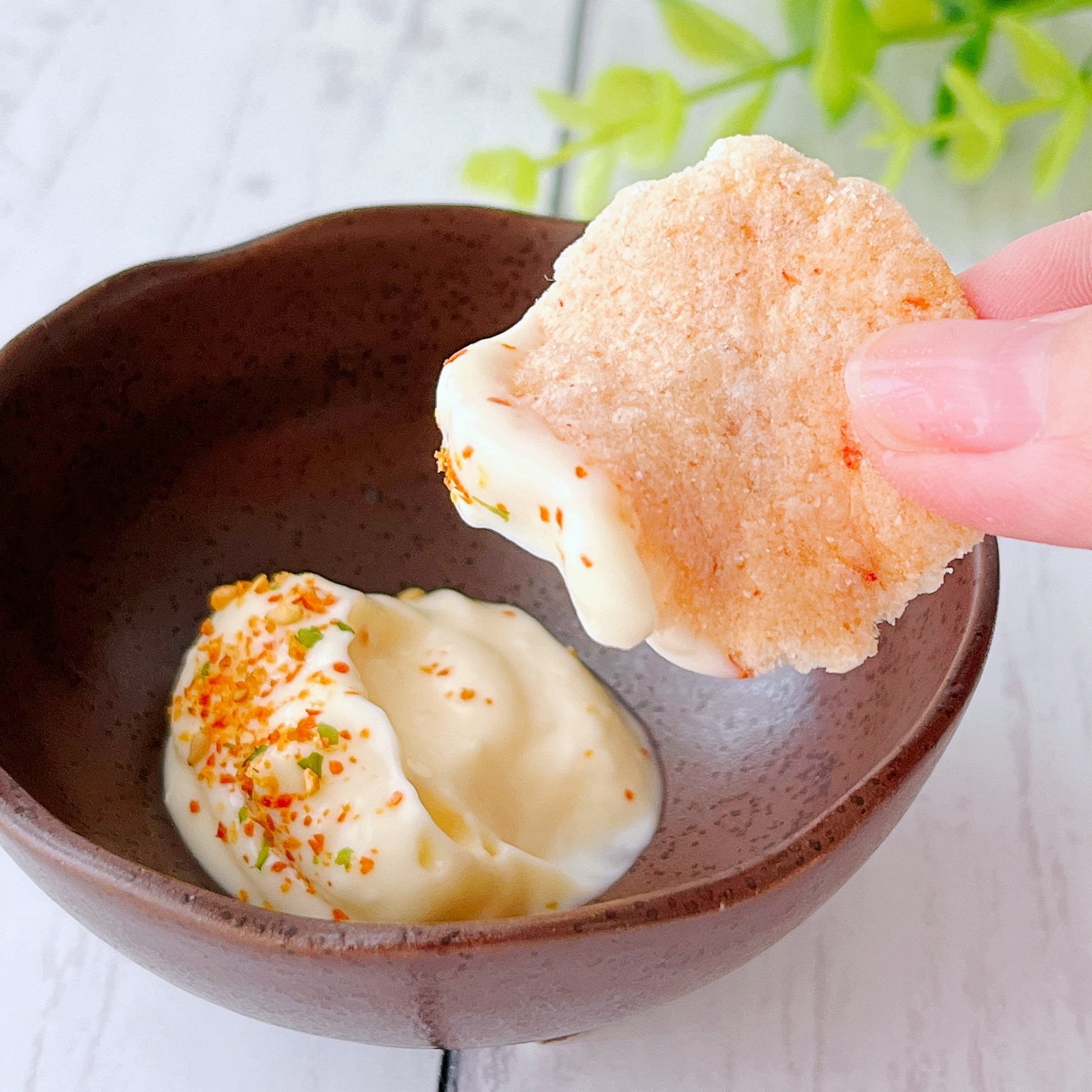 KALDI(カルディ)の「香ばし海老せん ゆず塩味 60g」