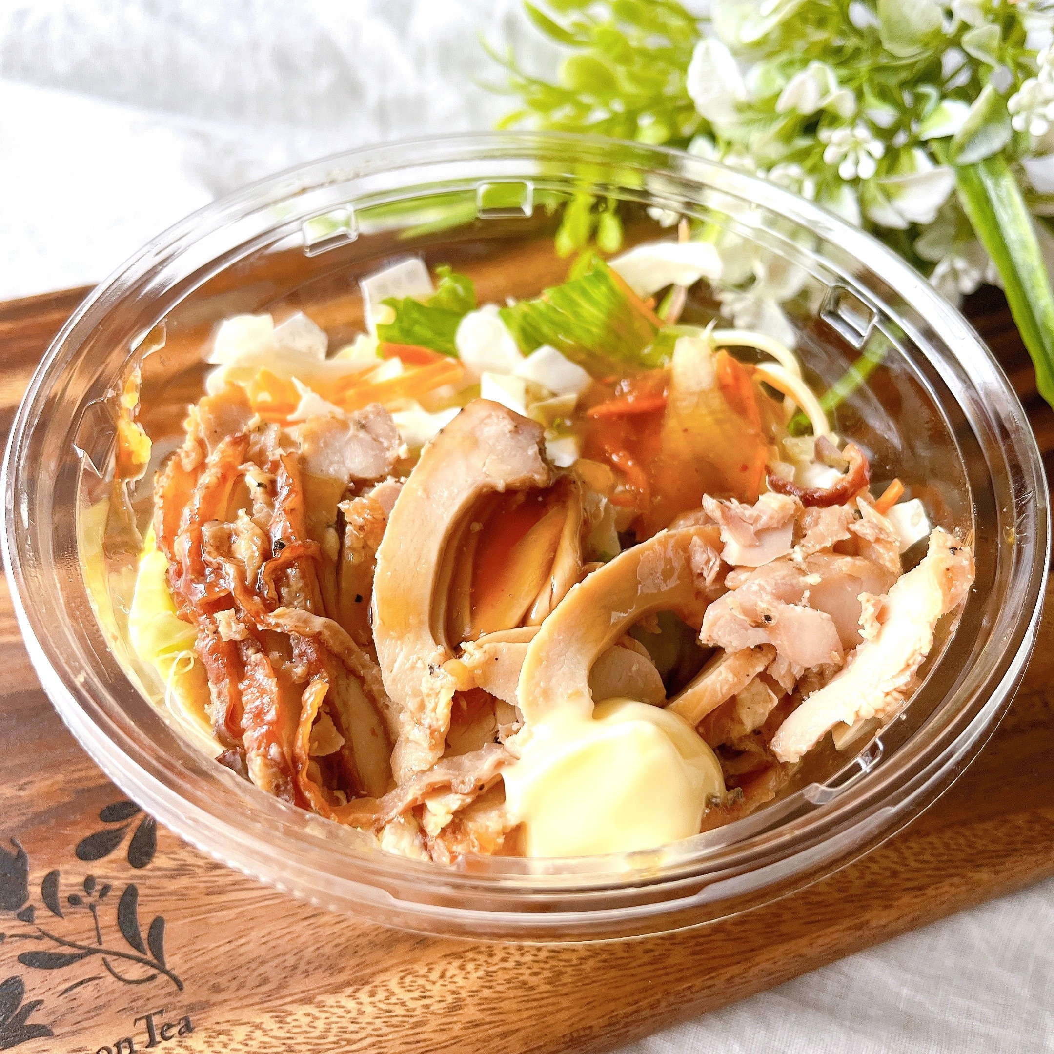セブンイレブンの「照り焼きチキンのパスタサラダ」