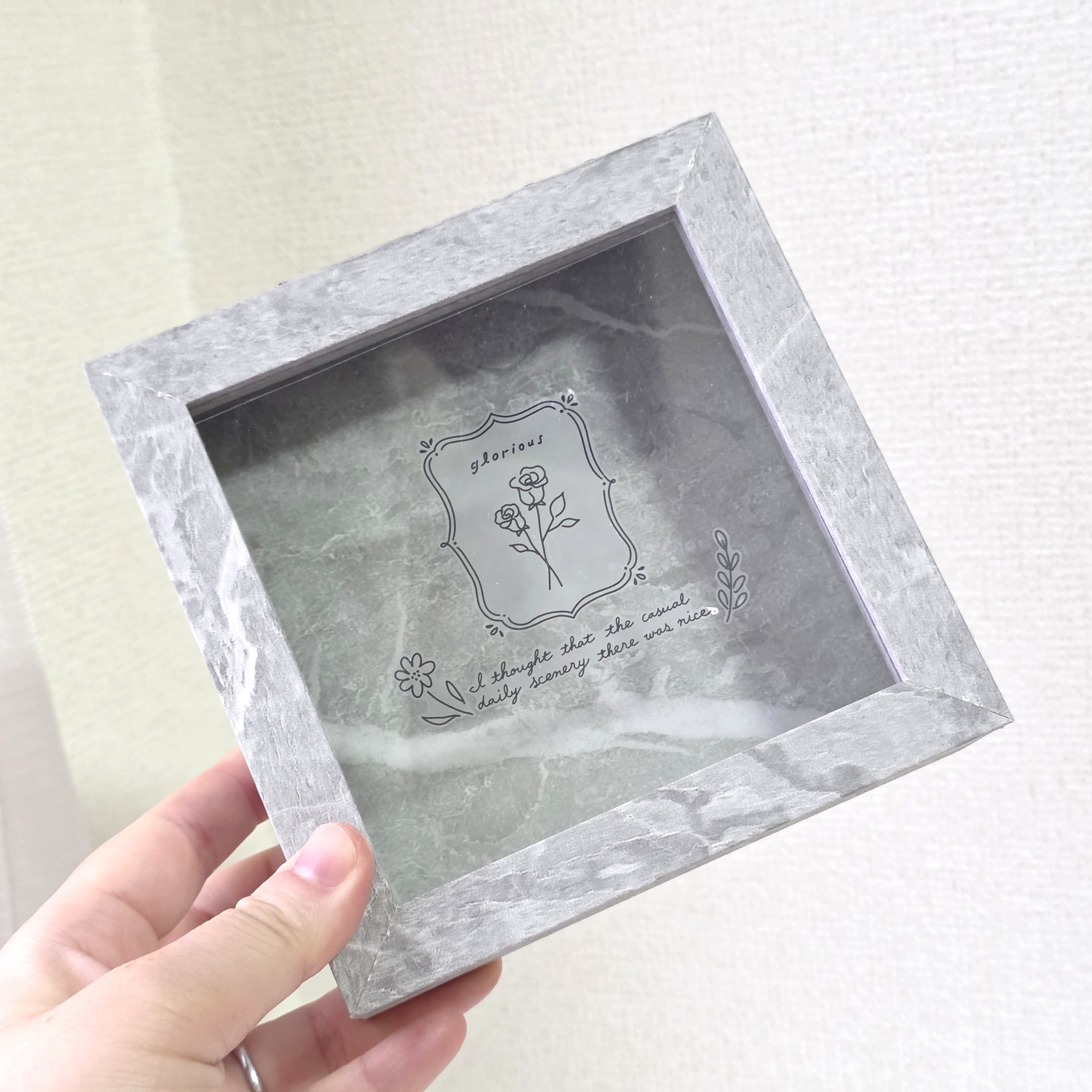 DAISO(ダイソー)「ストーン調コレクションBOX(ライトカラー、正方形)」