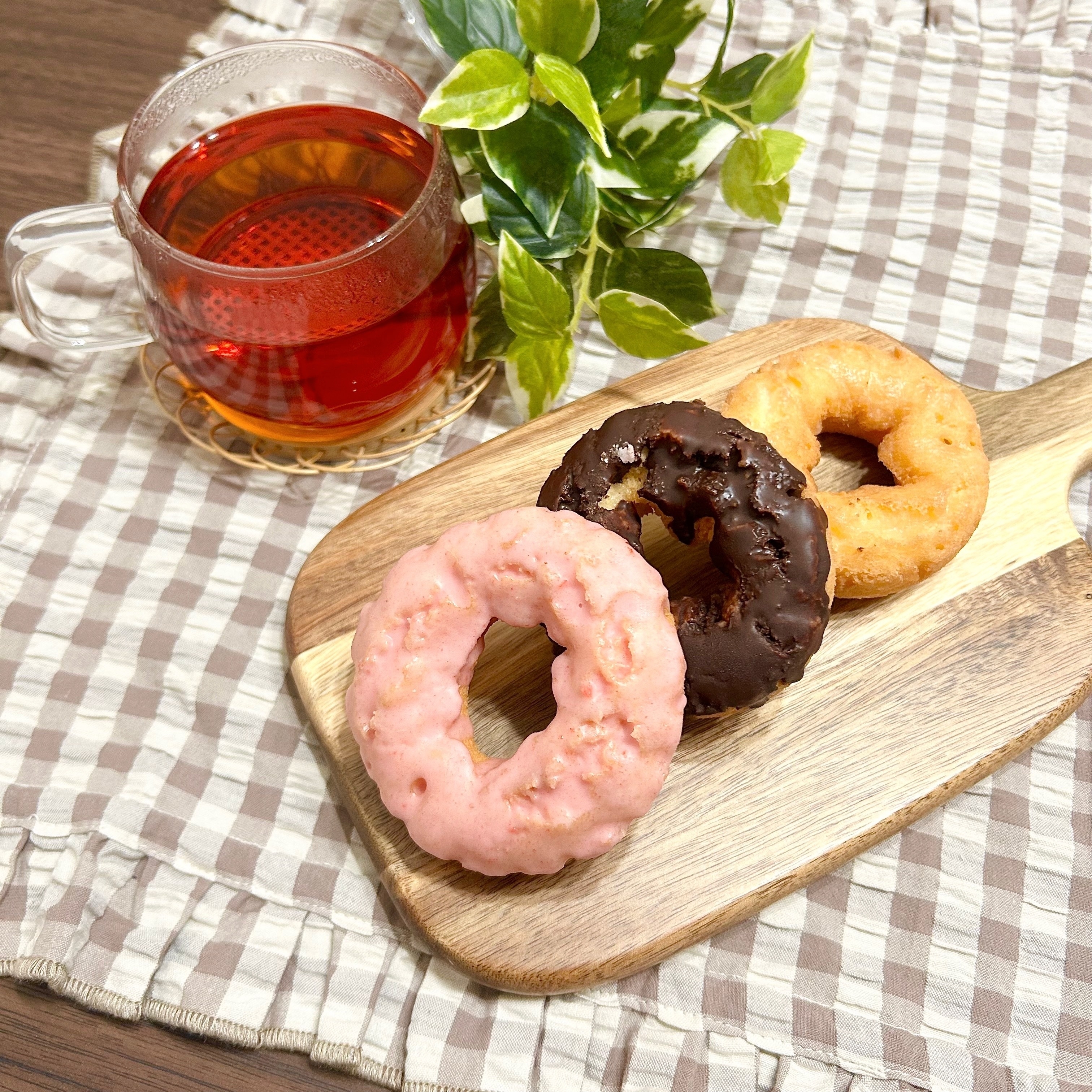 Francfranc(フランフラン)の「キッチンクロス フリルチェック ブラウン」