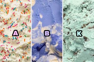 Tres tipos de helado: A con chispas, B de textura densa, y K con trozos de chocolate